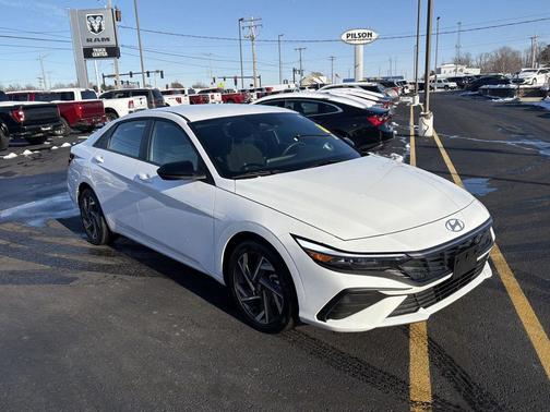 2025 Hyundai ELANTRA Sport