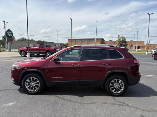 Velvet Red Pearlcoat 2021 Jeep Cherokee Latitude Lux