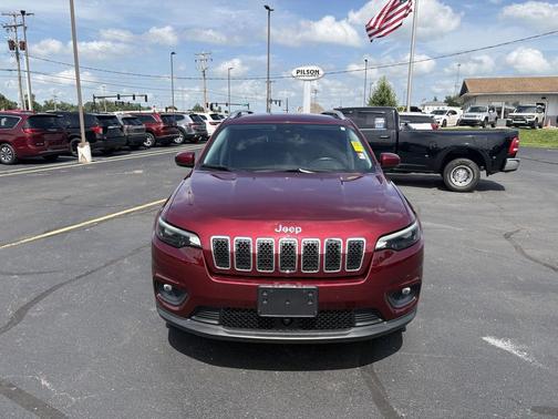 Velvet Red Pearlcoat 2021 Jeep Cherokee Latitude Lux