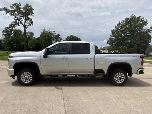 Silver Ice Metallic 2023 Chevrolet Silverado 2500 LT