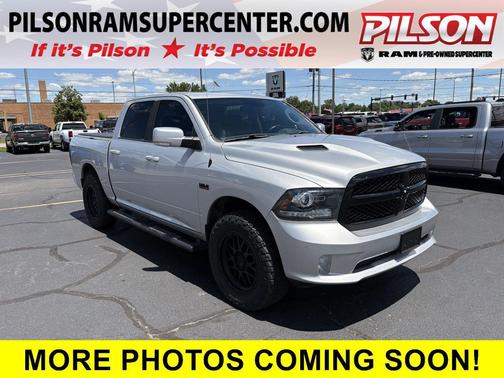 Bright Silver Metallic Clearcoat 2018 RAM 1500 Night Crew Cab 4x4 5'7' Box