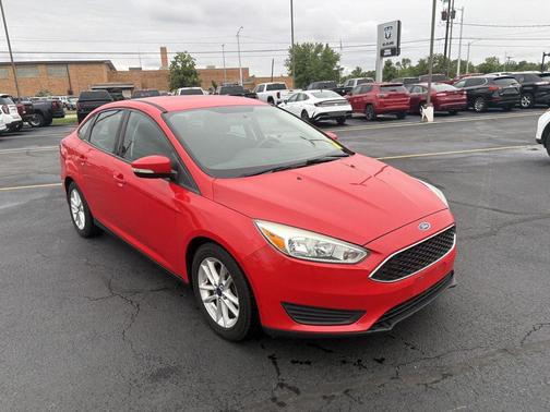 Race Red 2015 Ford Focus SE
