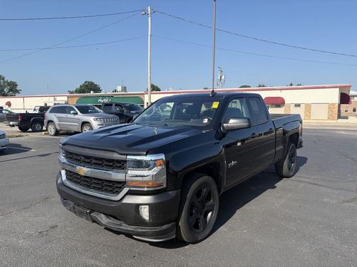Black 2018 Chevrolet Silverado 1500 1LT