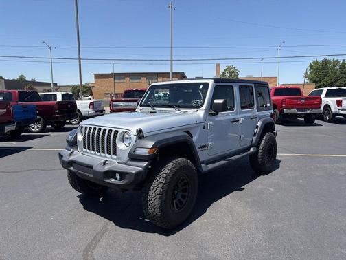 Silver Zynith Clearcoat 2024 Jeep Wrangler Sport S