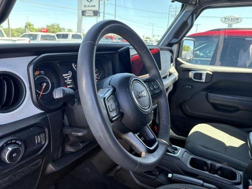Silver Zynith Clearcoat 2024 Jeep Wrangler Sport S