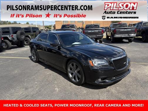 2013 Chrysler 300 SRT8