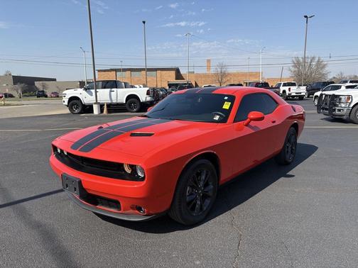 2023 Dodge Challenger SXT