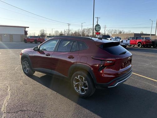 2025 Chevrolet Trax LT