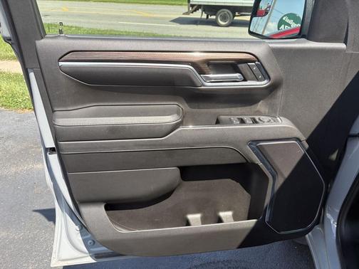 Slate Gray Metallic 2024 Chevrolet Silverado 1500 LT