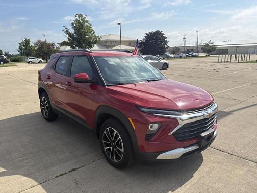 Apex Red 2026 Chevrolet Trailblazer LT