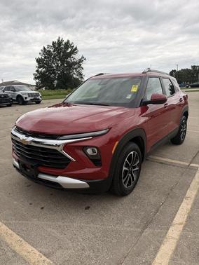 Apex Red 2026 Chevrolet Trailblazer LT