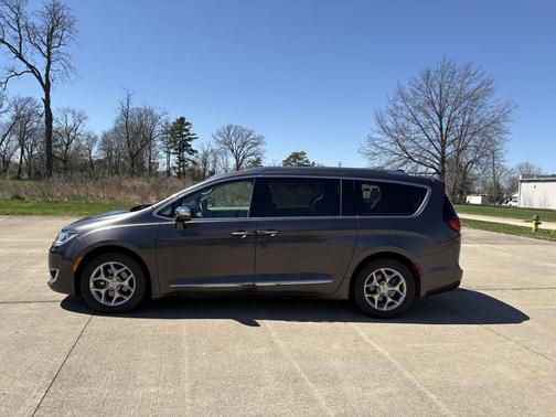 2018 Chrysler Pacifica Limited