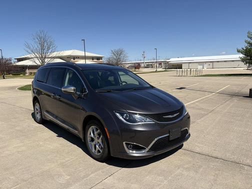 2018 Chrysler Pacifica Limited