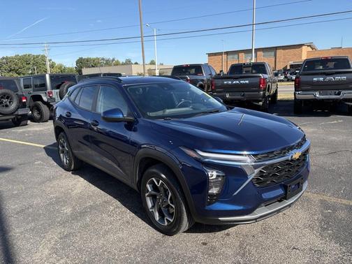 2024 Chevrolet Trax LT