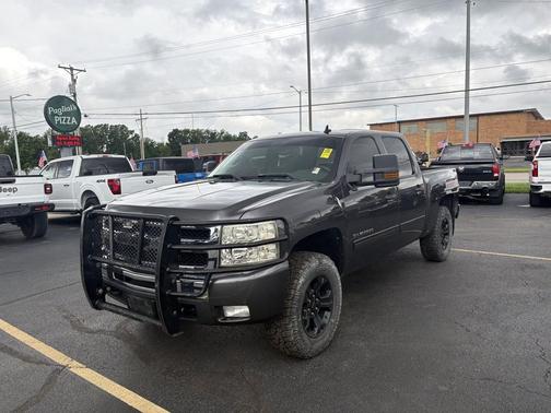 Taupe Gray Metallic 2011 Chevrolet Silverado 1500 LT