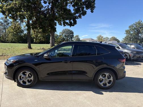 Agate Black 2025 Ford Escape ST-Line
