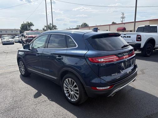 Midnight Sapphire Metallic 2015 Lincoln MKC Base