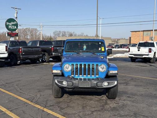 2020 Jeep Gladiator Altitude 4X4