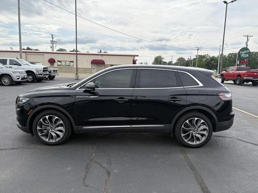 Infinite Black Metallic Clearcoat 2023 Lincoln Nautilus Reserve