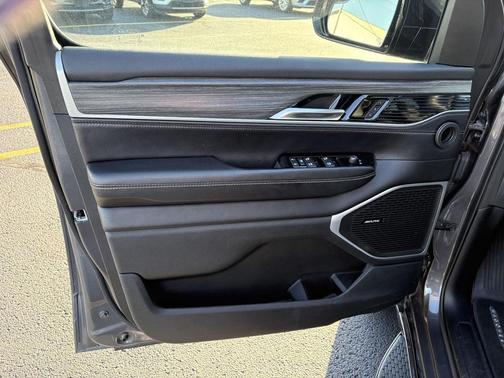 2023 Jeep Wagoneer Series II 4x4