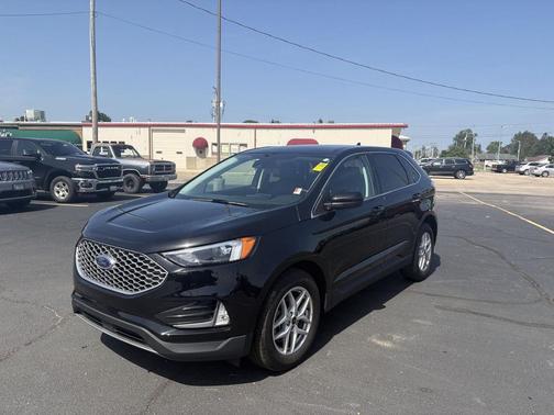 Agate Black Metallic 2023 Ford Edge SEL