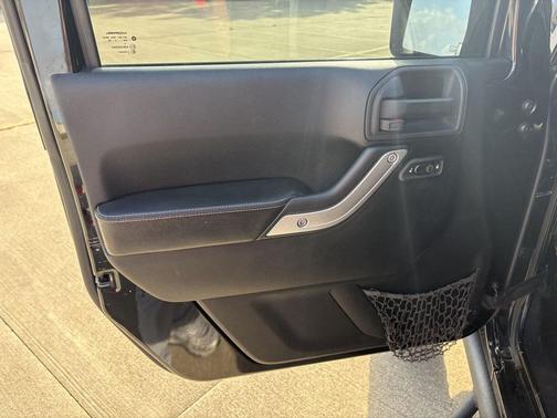 2012 Jeep Wrangler Unlimited Rubicon