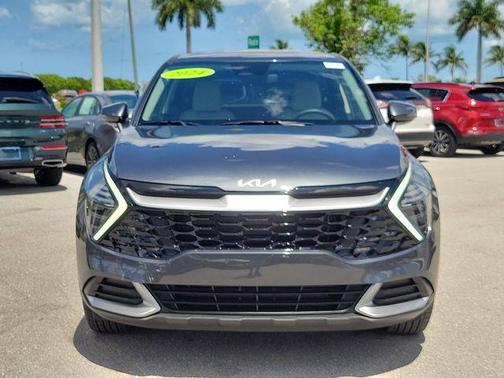Gray 2024 Kia Sportage EX