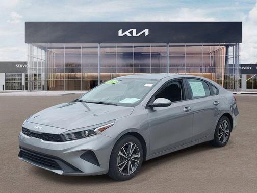 Steel Gray 2022 Kia Forte LXS