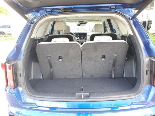 Sapphire Blue 2023 Kia Sorento EX