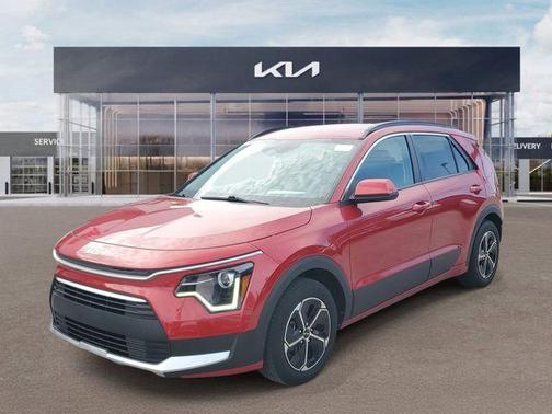 Red 2023 Kia Niro LX