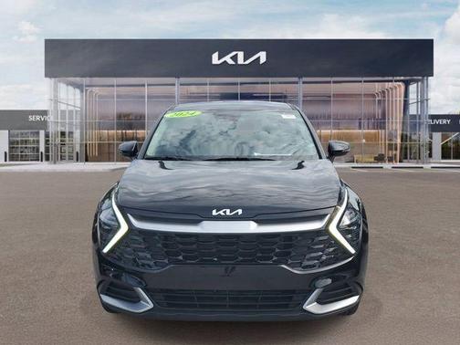 Ebony Black 2024 Kia Sportage EX
