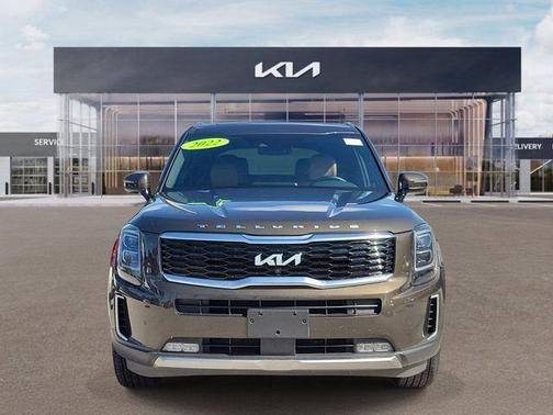 Moss Green 2022 Kia Telluride SX