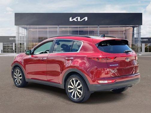 Red 2018 Kia Sportage EX