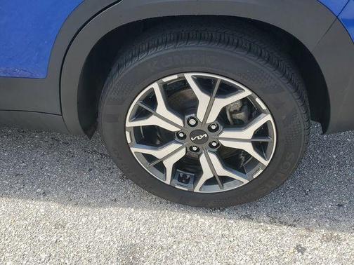 Neptune Blue 2023 Kia Seltos EX
