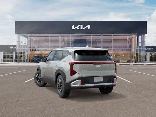 Ivory 2027 Kia Seltos LX