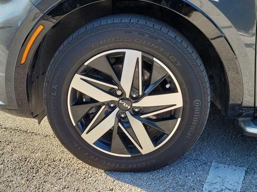 Gravity Gray 2022 Kia Sorento EX