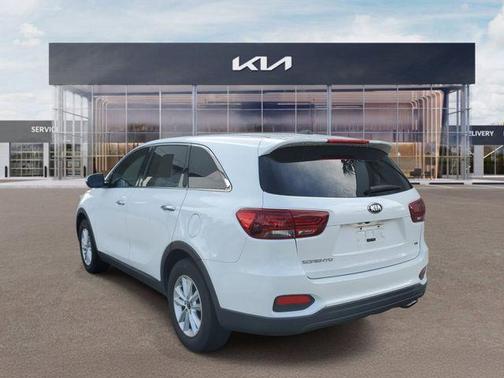 Snow White Pearl 2020 Kia Sorento LX