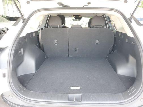 Snow White Pearl 2023 Kia Sportage Hybrid LX