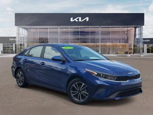 Deep Sea Blue 2023 Kia Forte LXS