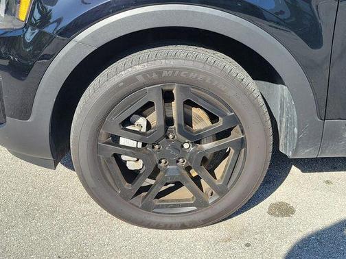 Ebony Black 2025 Kia Telluride SX-Prestige X-Line