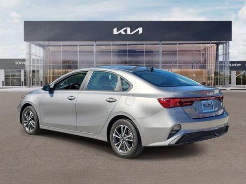 Steel Gray 2024 Kia Forte LXS