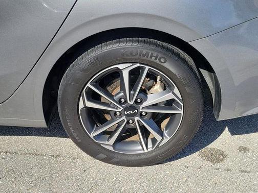 Steel Gray 2024 Kia Forte LXS