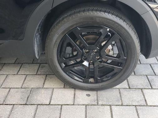 Ebony Black 2025 Kia Telluride SX-Prestige X-Line
