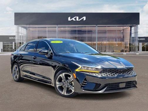Ebony Black 2024 Kia K5 EX