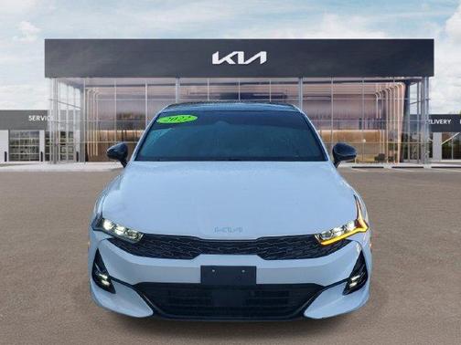 White Pearl 2022 Kia K5 GT-Line