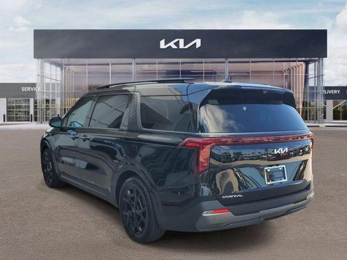 Aurora Black 2025 Kia Carnival SX Prestige