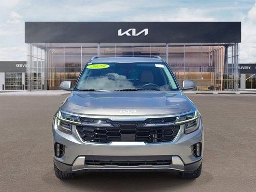 Steel Gray 2024 Kia Seltos SX