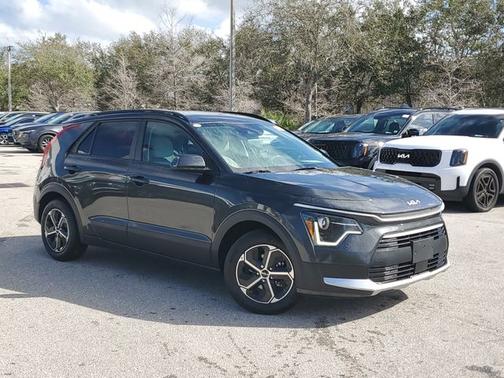 2023 Kia Niro EX