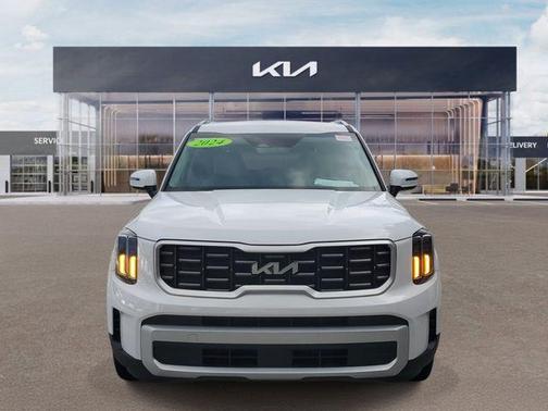 White Pearl 2024 Kia Telluride S