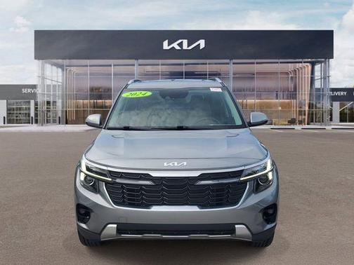 Steel Gray 2024 Kia Seltos EX
